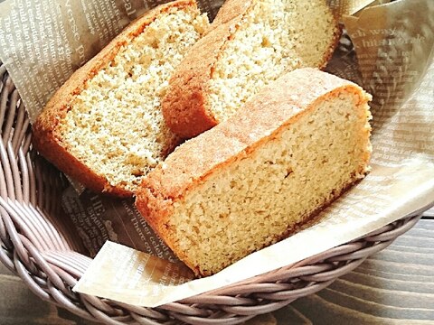 ホットケーキミックスで♪きな粉と白ごまパウンド